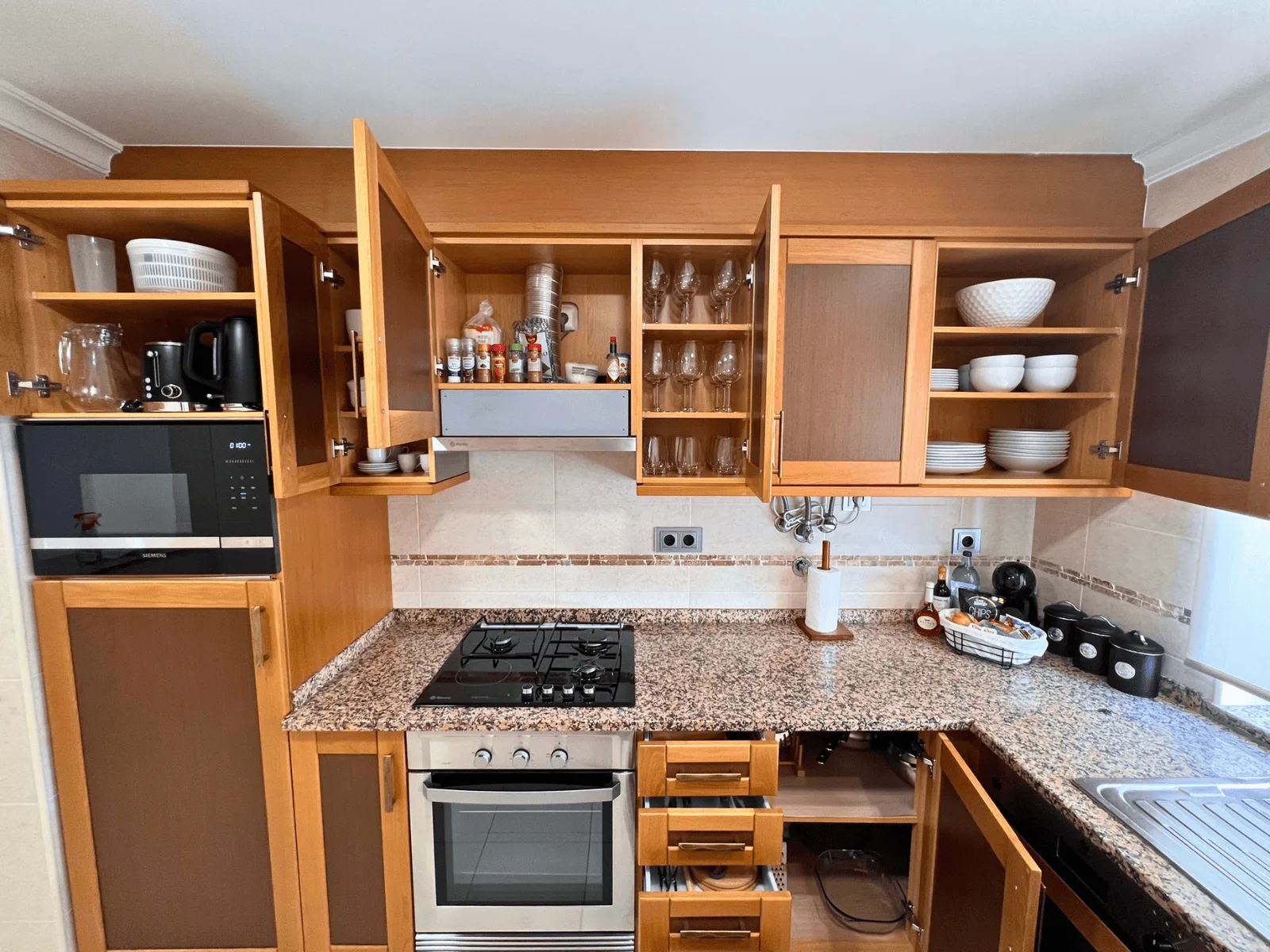 Timeless Beach IV — interior 34